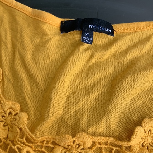 Hello scoop tank - Picture 2 of 4